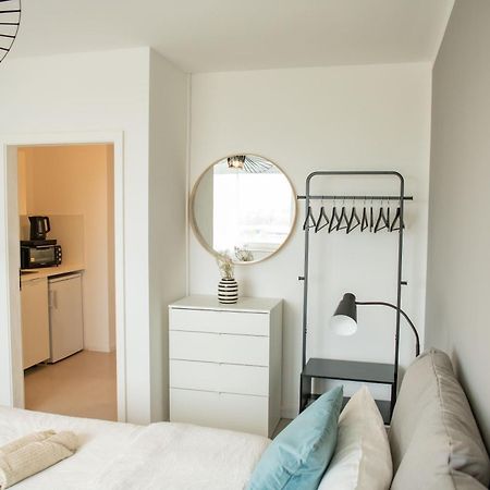 Apartments Strauss Near Bs-Hauptbahnhof Braunschweig Bagian luar foto