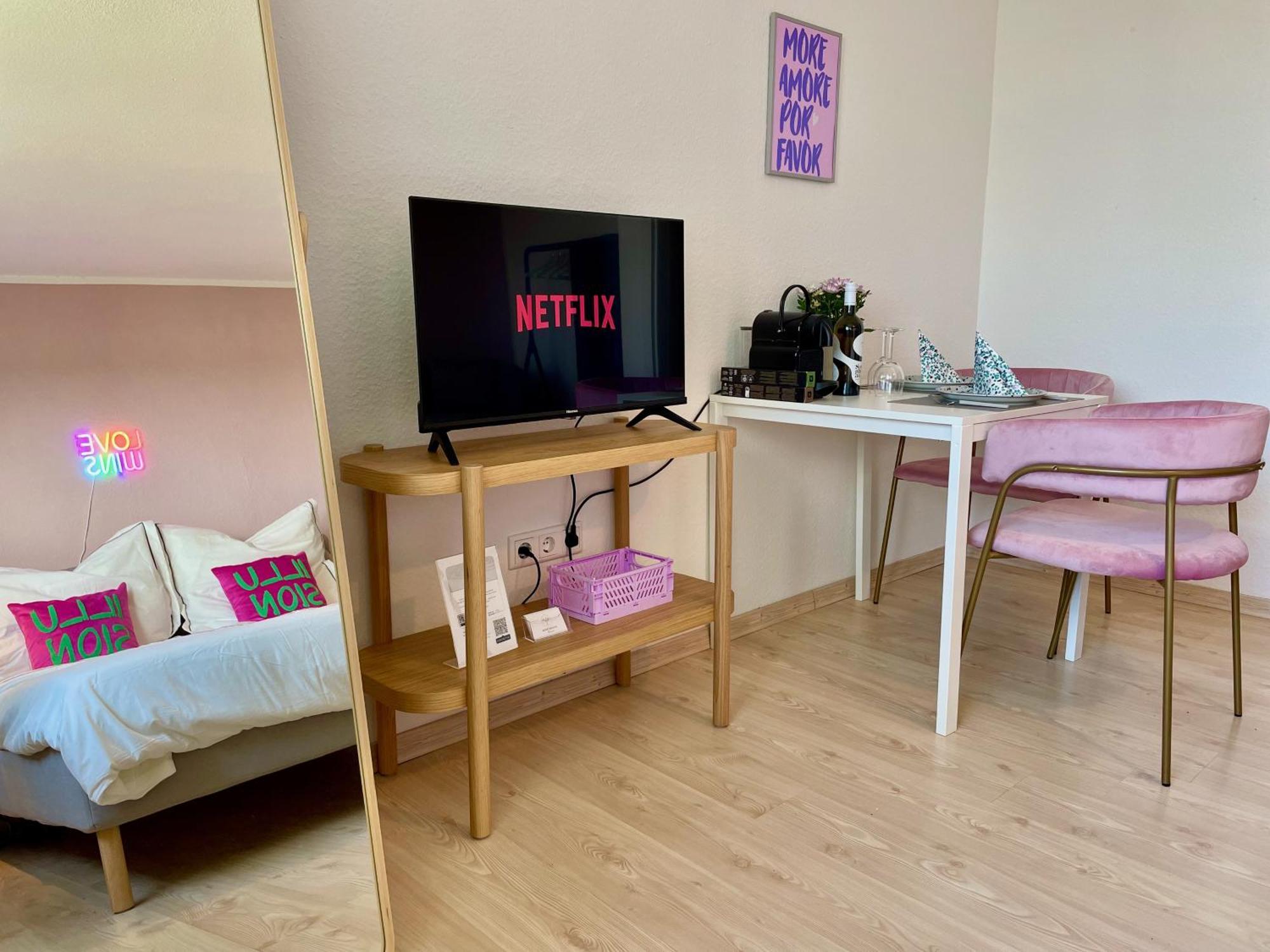 Apartments Strauss Near Bs-Hauptbahnhof Braunschweig Bagian luar foto