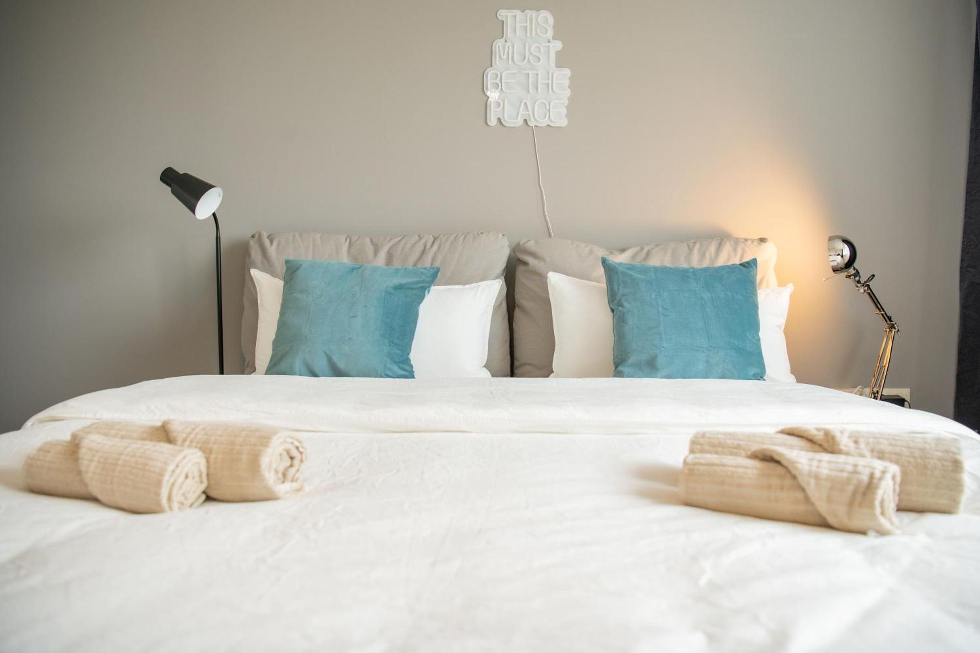 Apartments Strauss Near Bs-Hauptbahnhof Braunschweig Bagian luar foto