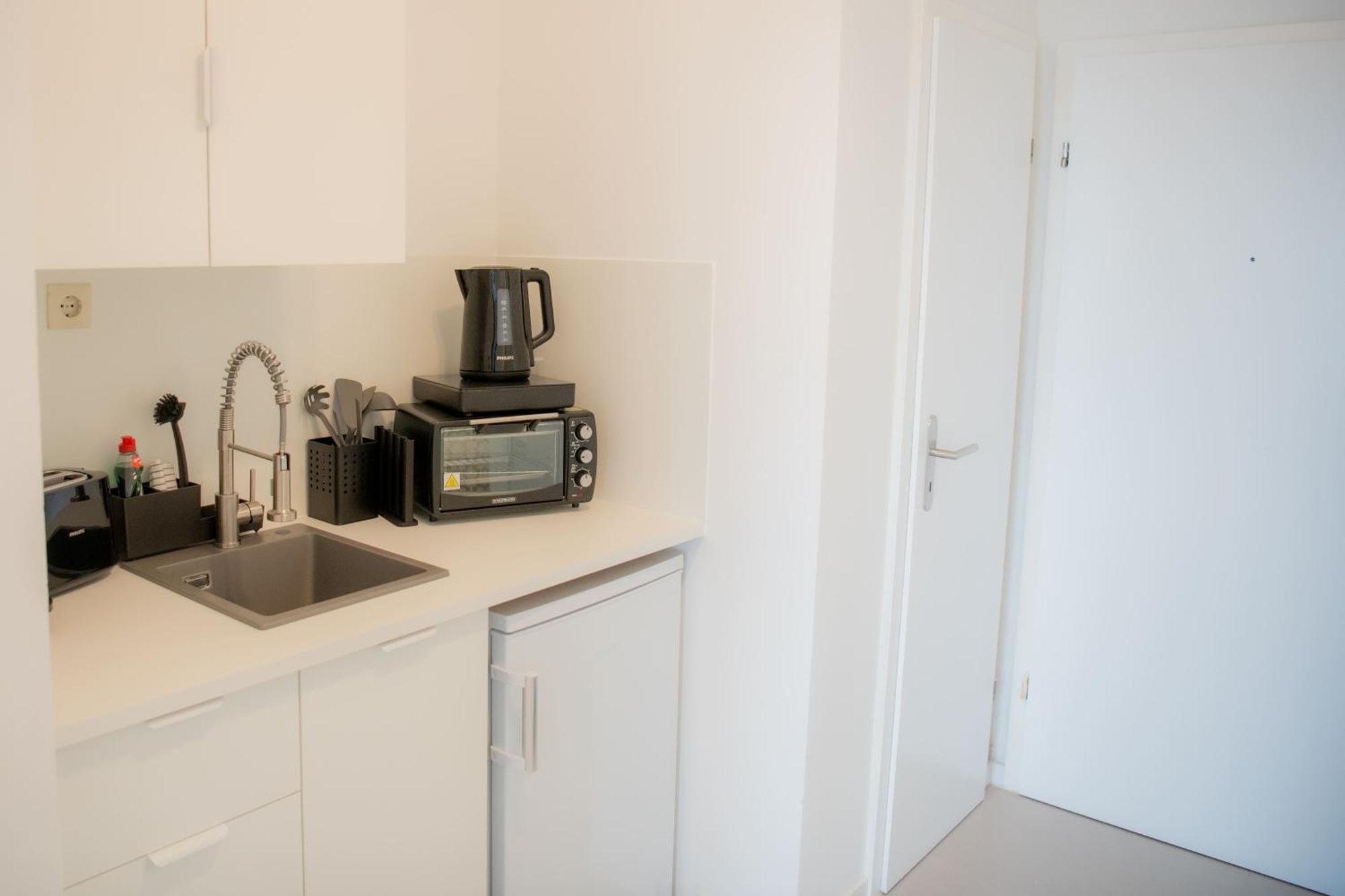 Apartments Strauss Near Bs-Hauptbahnhof Braunschweig Bagian luar foto